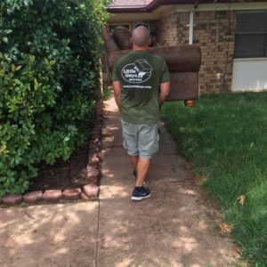 Let Little Guys Movers help you with the heavy lifting so you can move on with your life.