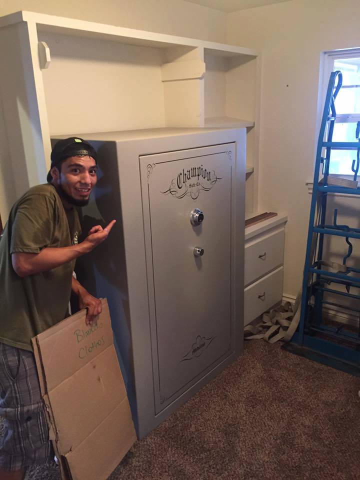 Make every move a safe move with Little Guys Movers.