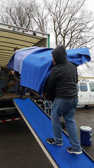 Worried about the big move? Save yourself some stress and call Little Guys Movers.